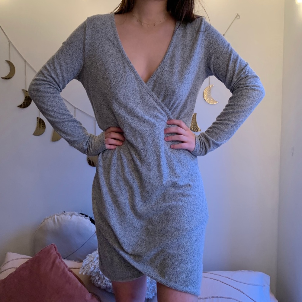 UO Grey V-neck Long-Sleeve Sweater Dress